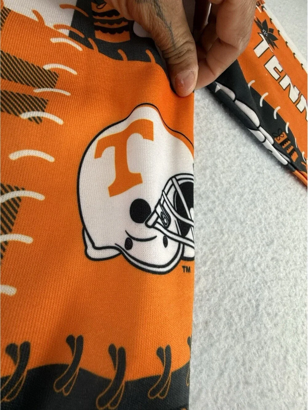 Tennessee Volunteers Vols Graphic Logo Pullover Crewneck Sweatshirt Men’s L
